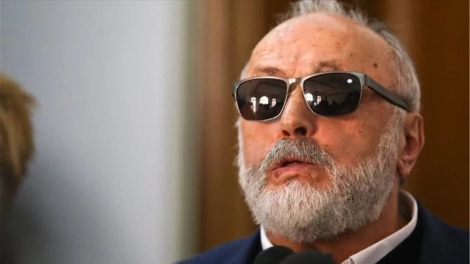 O Κουρουμπλής έπλεξε το εγκώμιο του Πάνου Καμμένου!